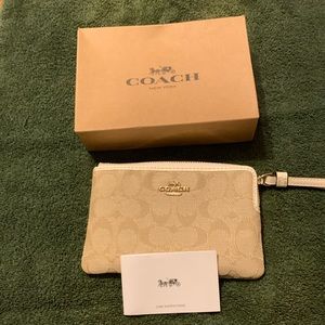 Coach wristlet